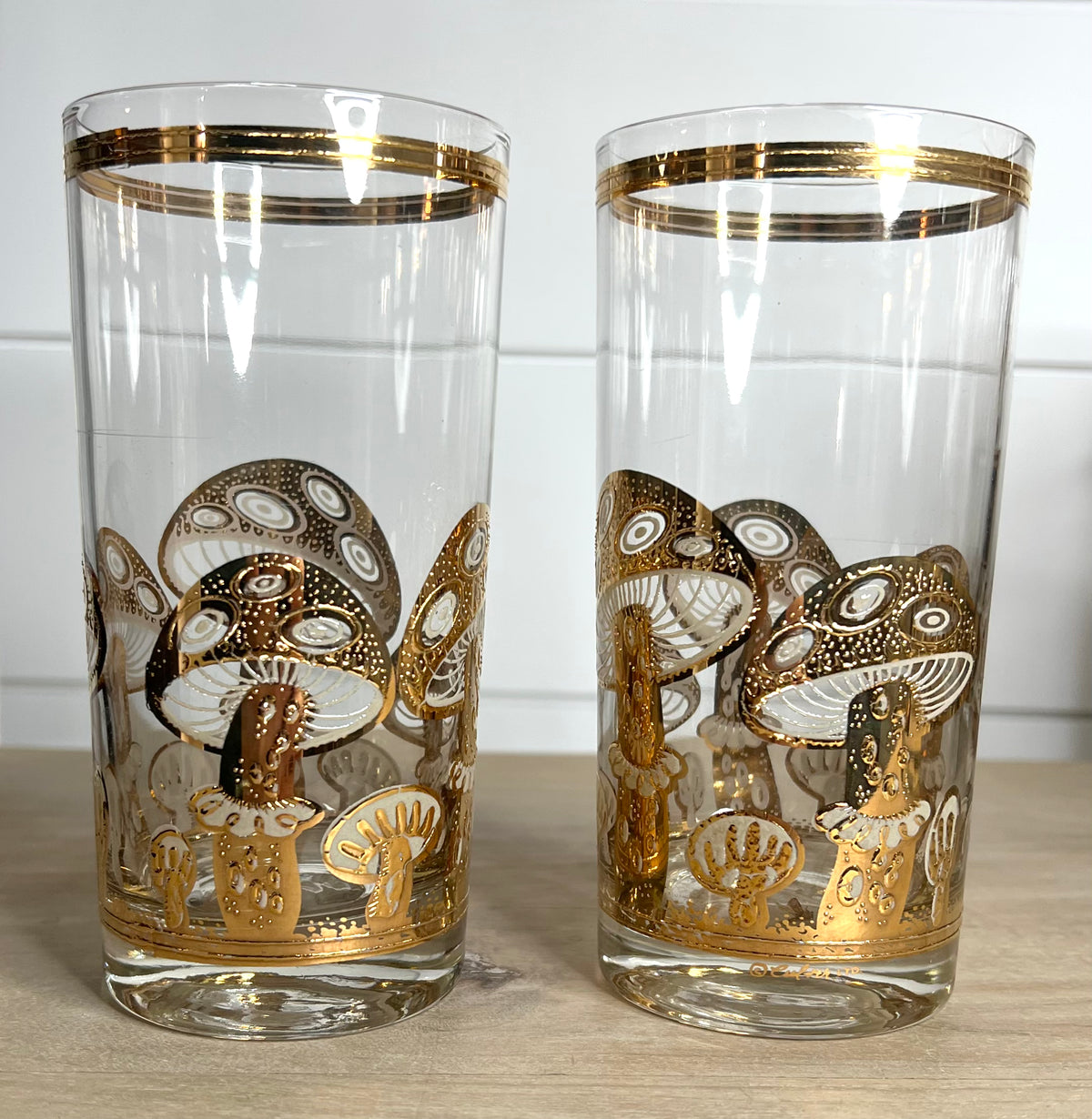 Mid Century Glasses Barware 4 Tumblers Gold and Teal Circles