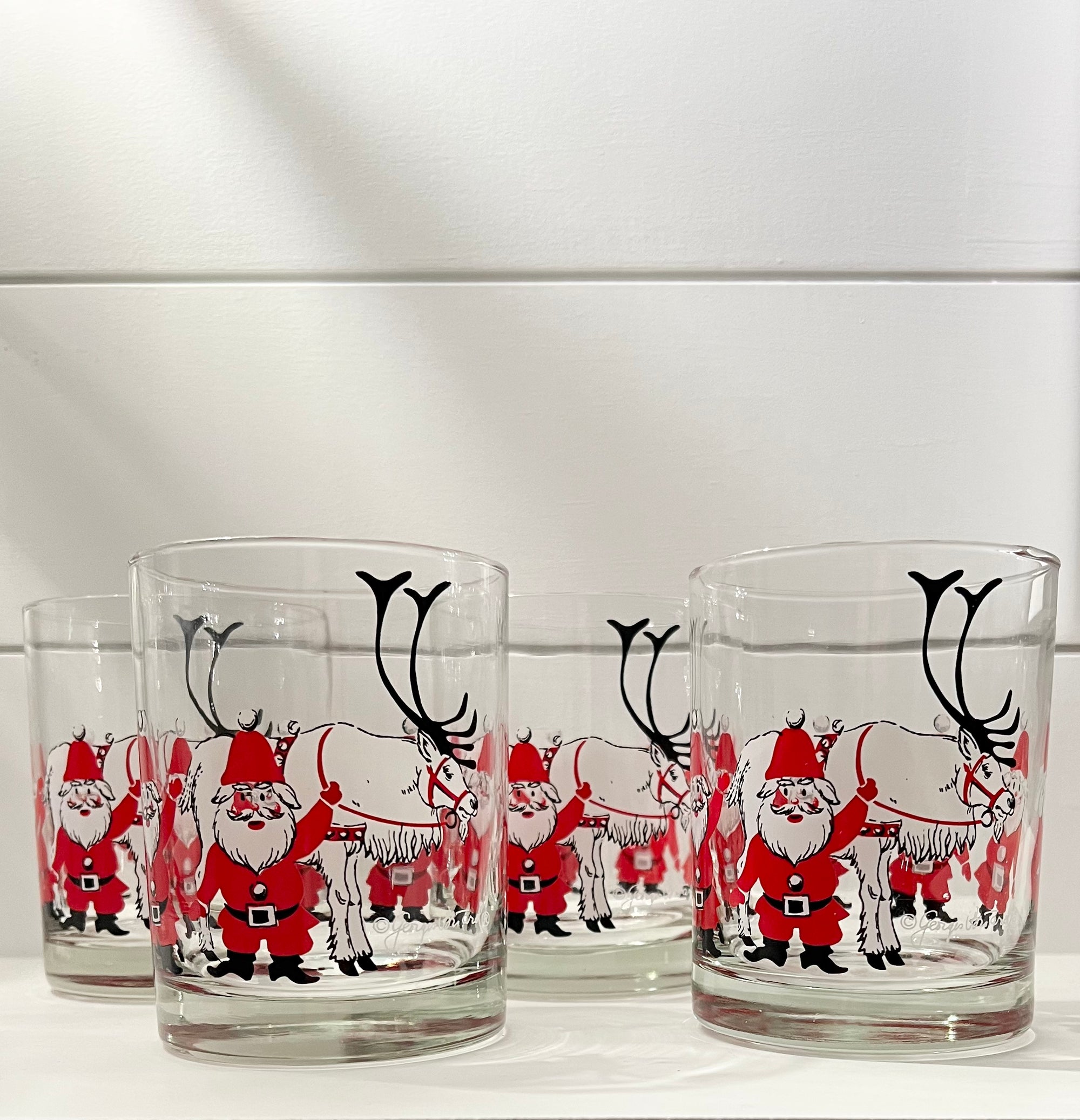 Georges Briard, Signed Vintage Mid-Century Barware, Santa and his Reindeer, Lowball glasses, Set of 4.